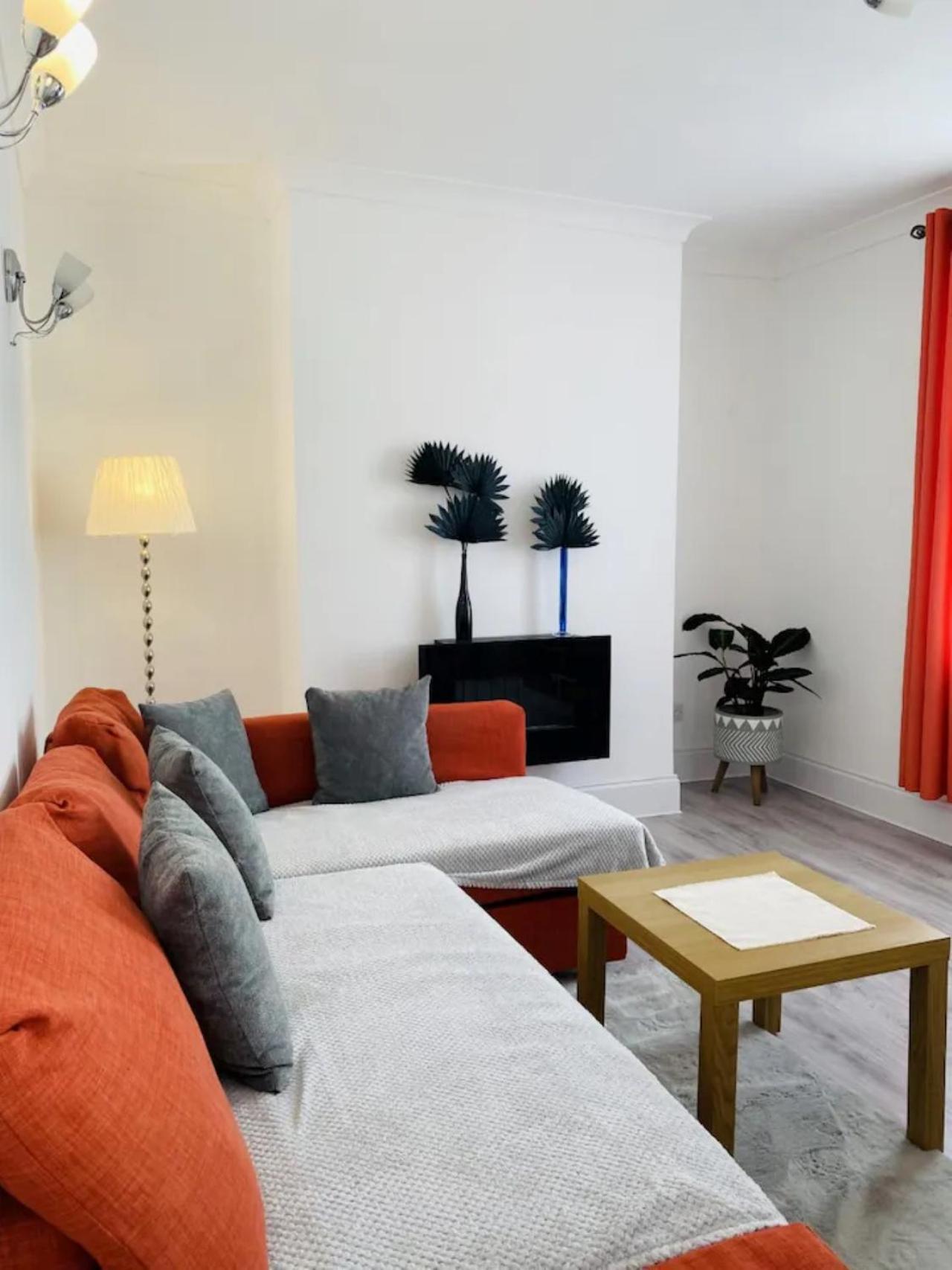 Castle View 2 Bedroom Apartment In Town Centre เฮสติงส์ ภายนอก รูปภาพ
